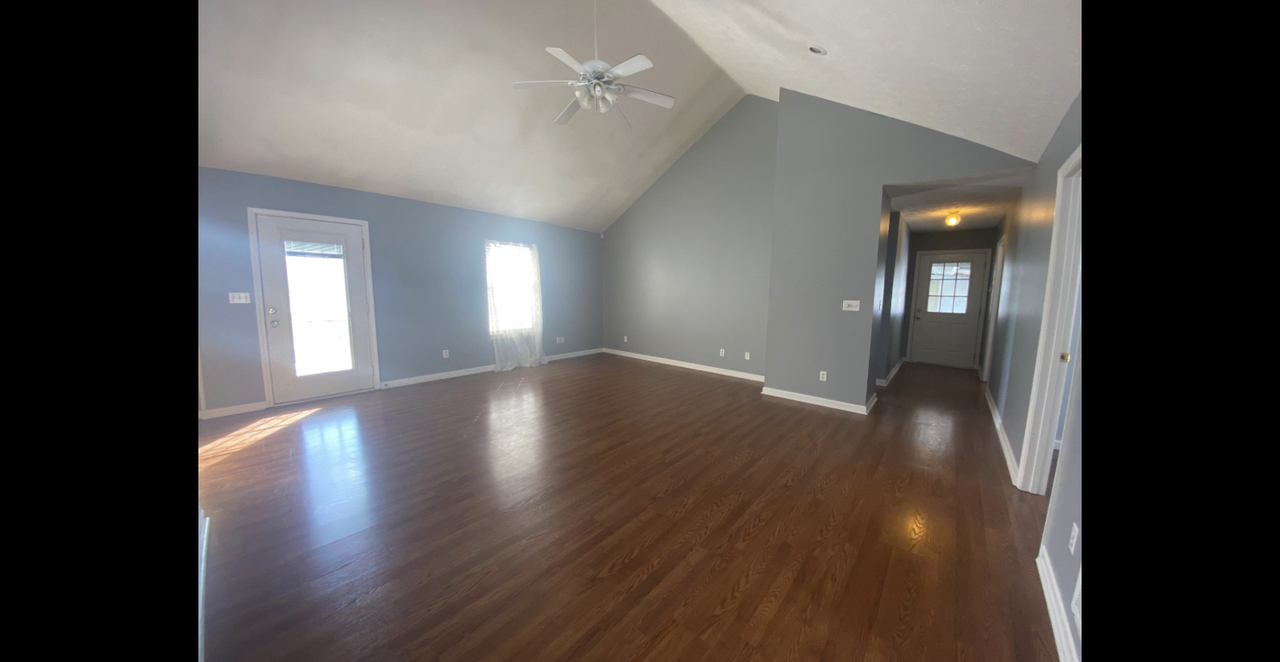 931 Hidden Loop Dr #NA - Photo 6 of 32