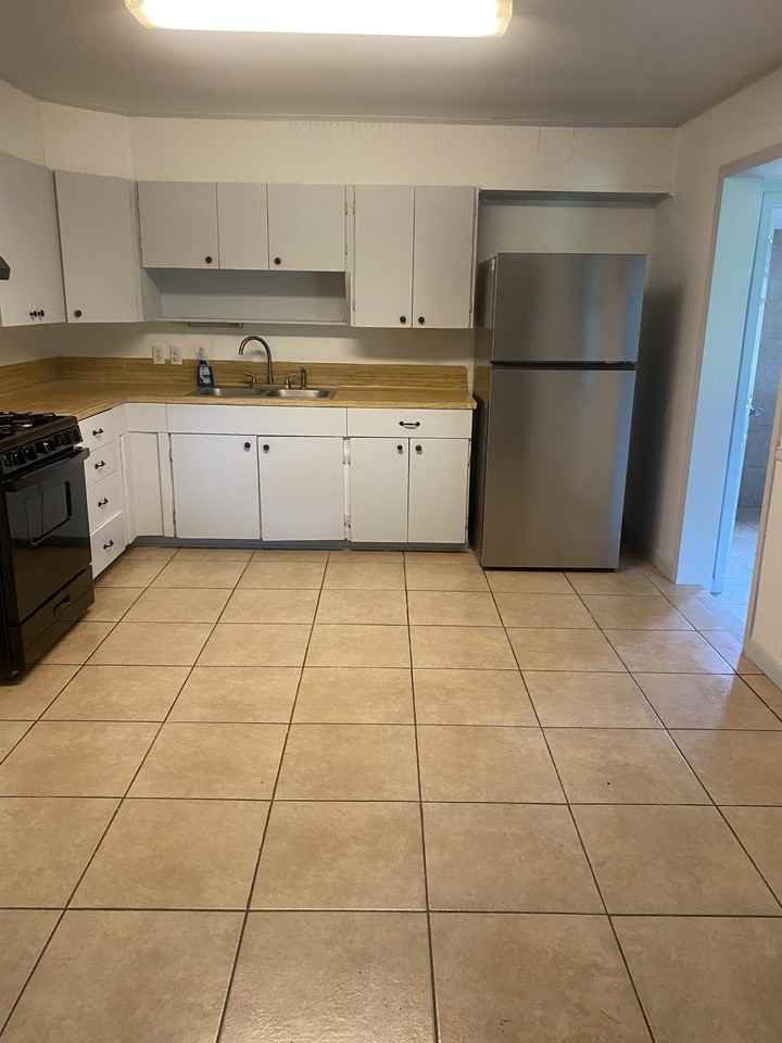 1421 George Dr #NA - Photo 3 of 6