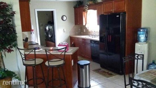 260 Lee Rd - Photo 2 of 8