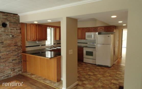 125 W Frank St - Photo 3 of 18