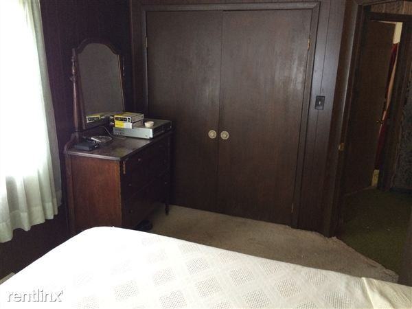 9743 S Rebecca Rd - Photo 3 of 10