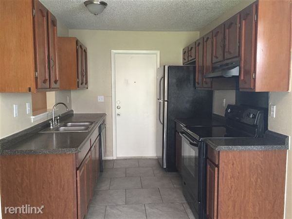 5015 Walt Schirra St - Photo 2 of 8