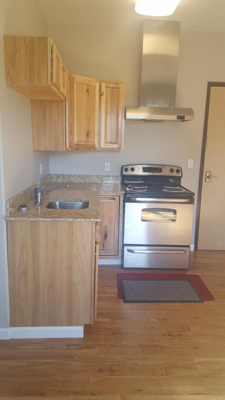 3535 Shanly St - Photo 5 of 8