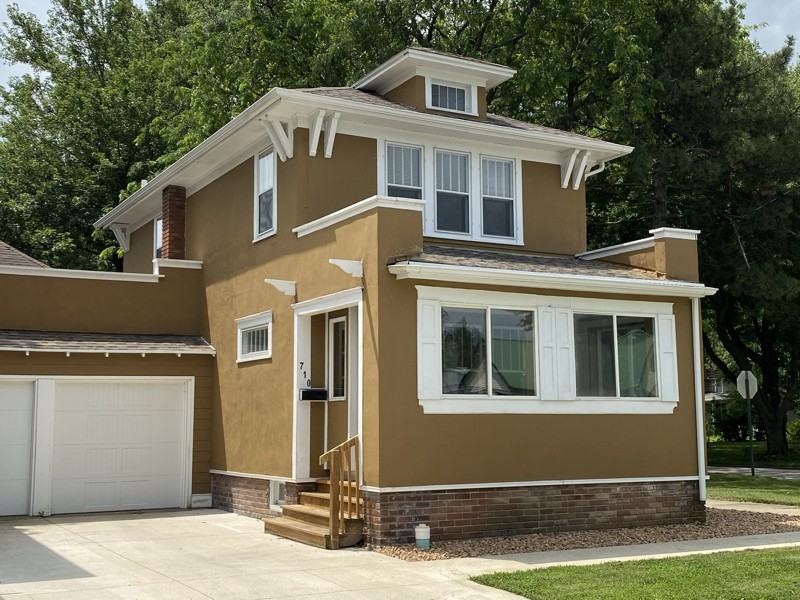 710 W Montgomery St - Photo 2 of 19