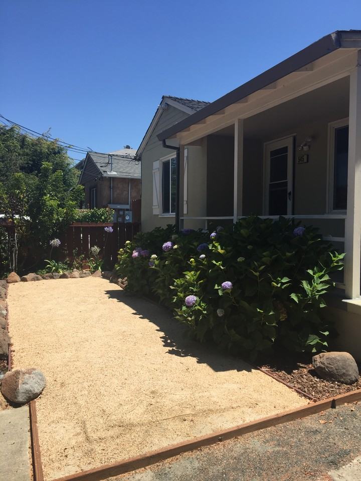 545 Rollins Road - Photo 2 of 10