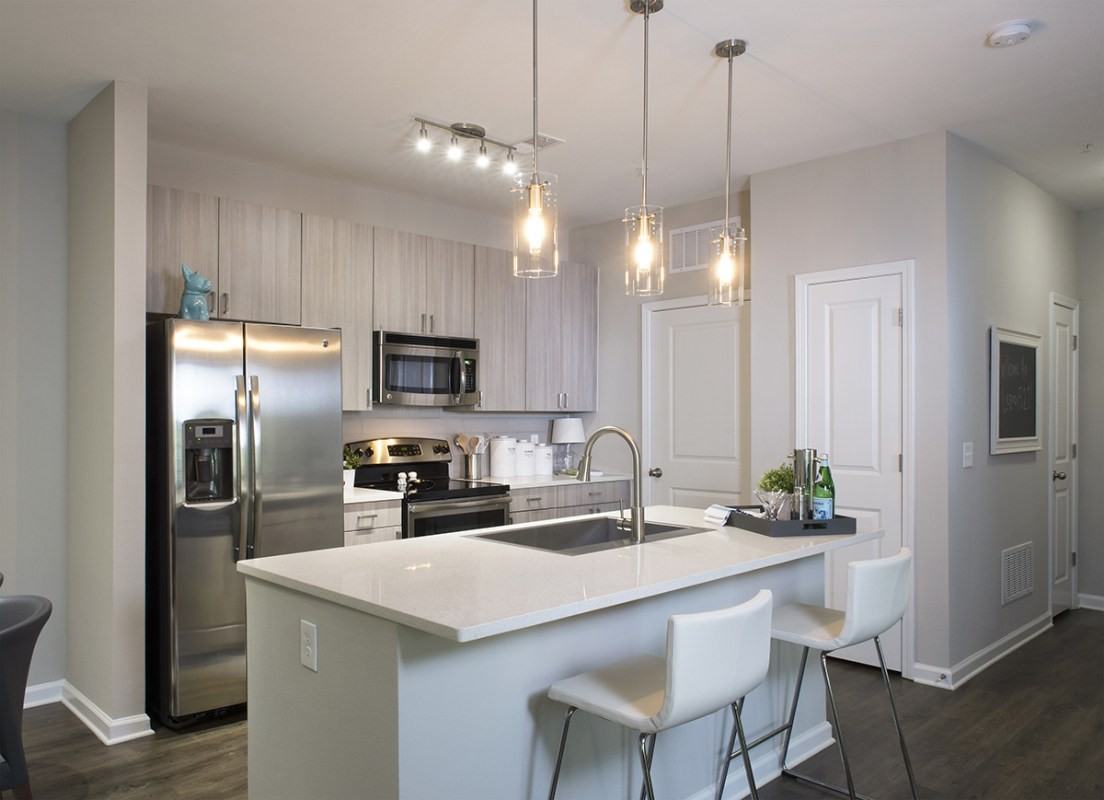 Legacy 521 - Photo 2 of 23