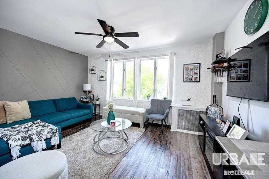 9640 Pitkin Ave - Photo 2 of 9