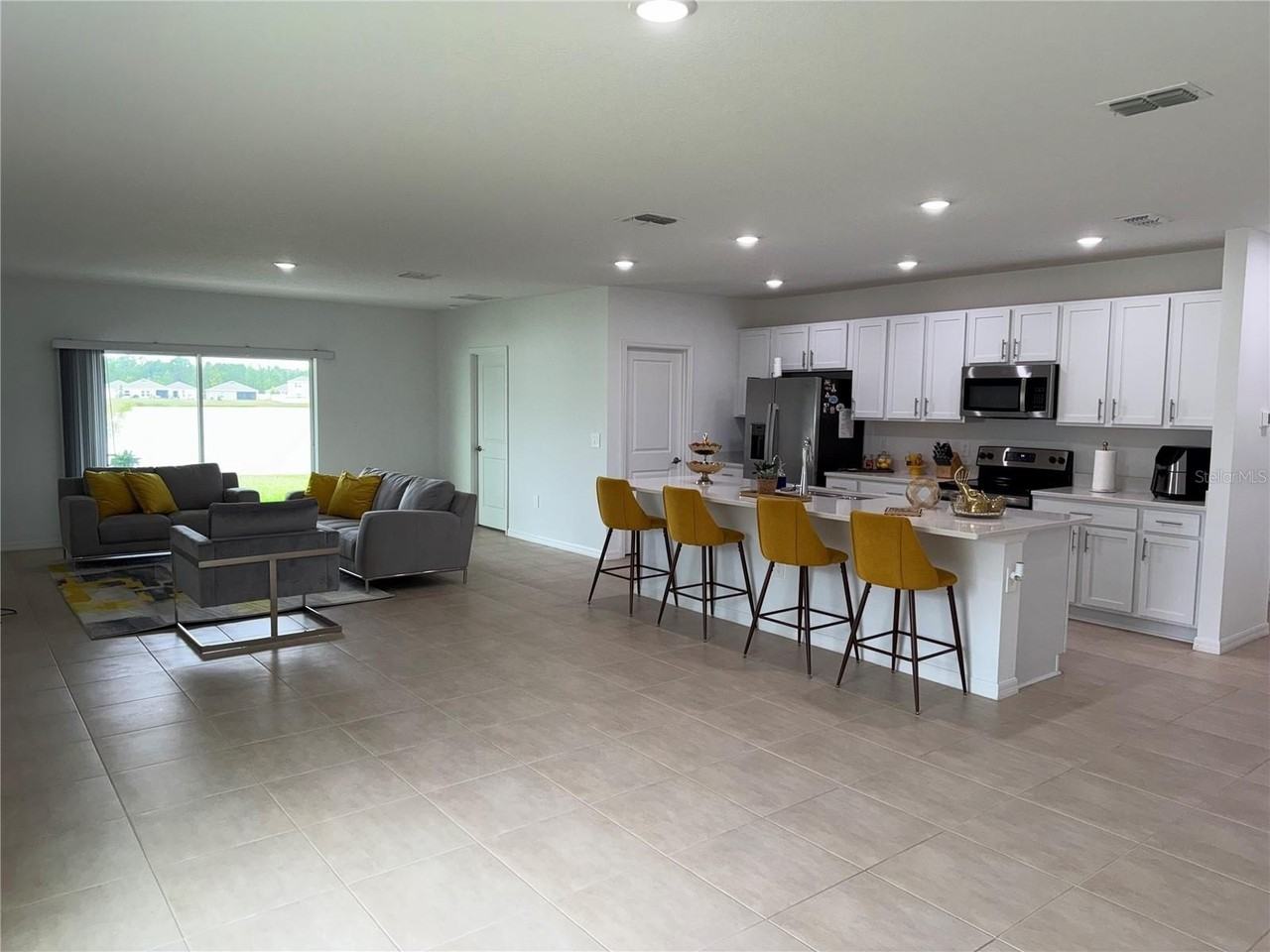 121 Citrine Loop - Photo 3 of 40