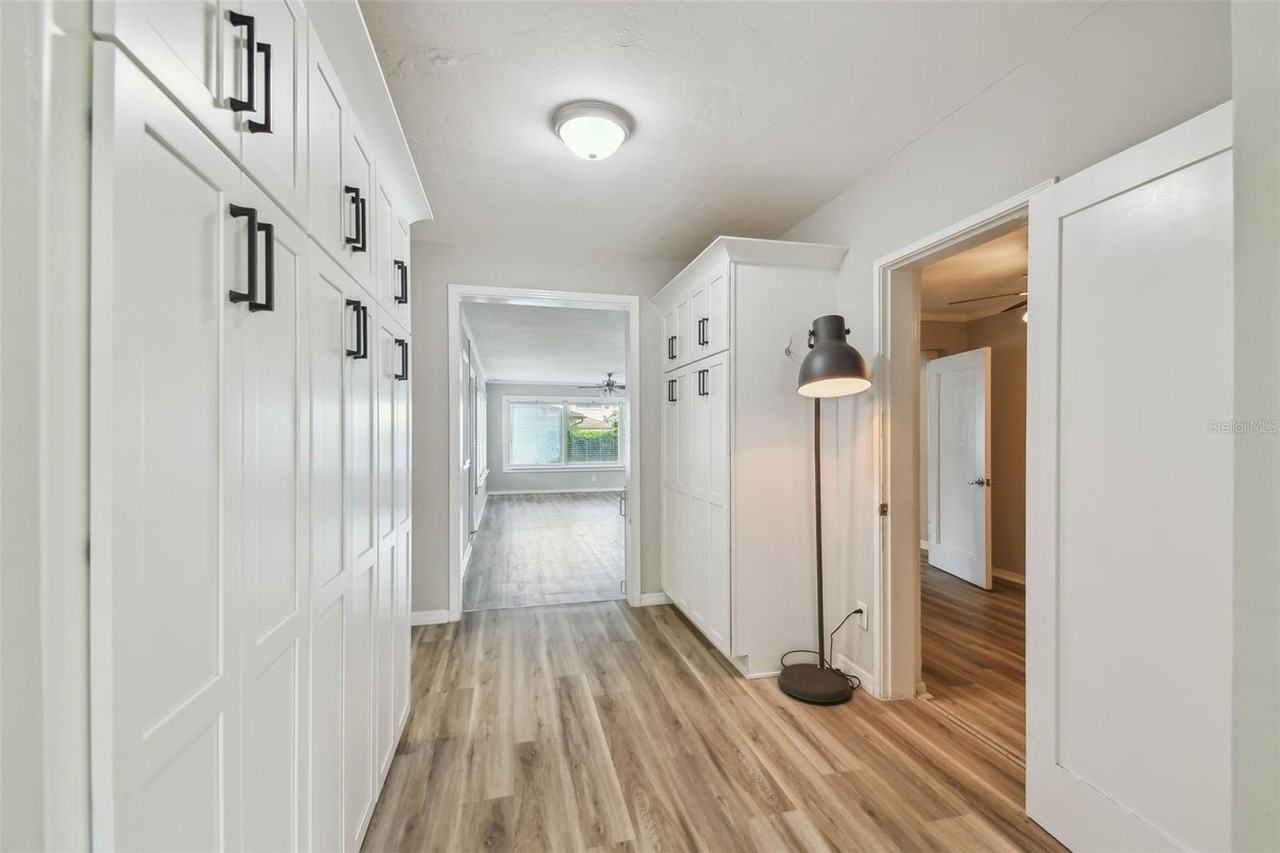 2709 S Manhattan Ave - Photo 6 of 31