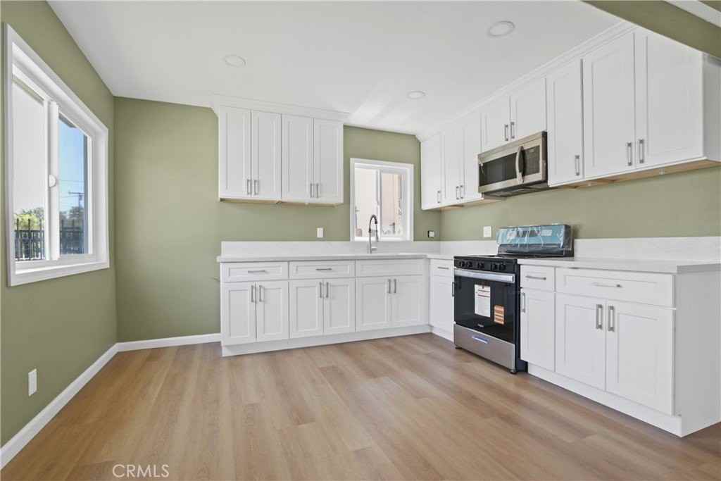 3666 W 113th St - Photo 6 of 15