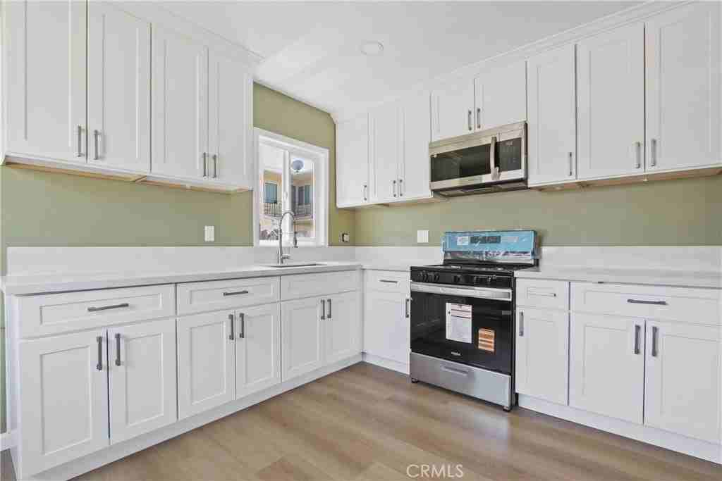 3666 W 113th St - Photo 7 of 15