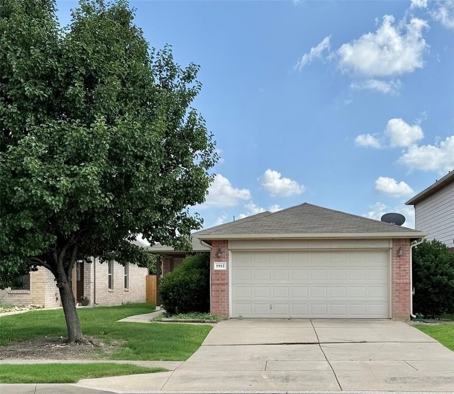 5912 Ridge Lake Dr - Photo 5 of 27