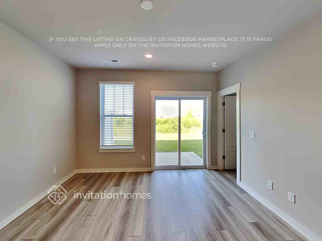 781 Mickelson Way - Photo 4 of 19