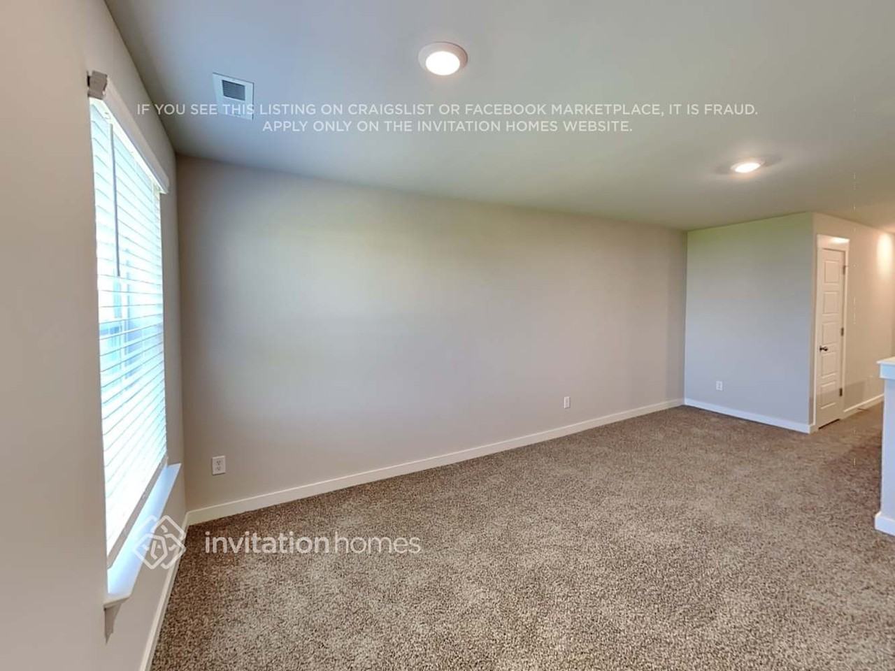 781 Mickelson Way - Photo 6 of 19