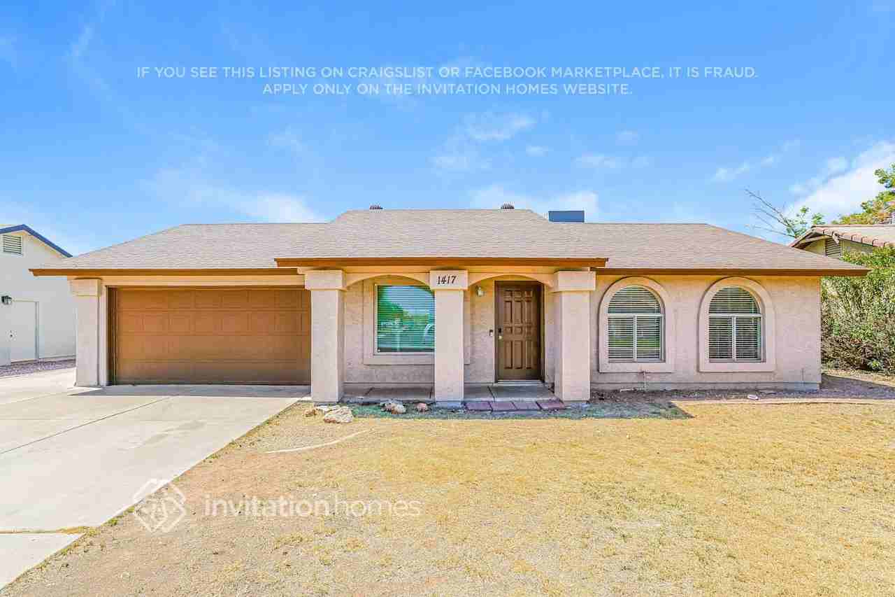 1417 W Curry St