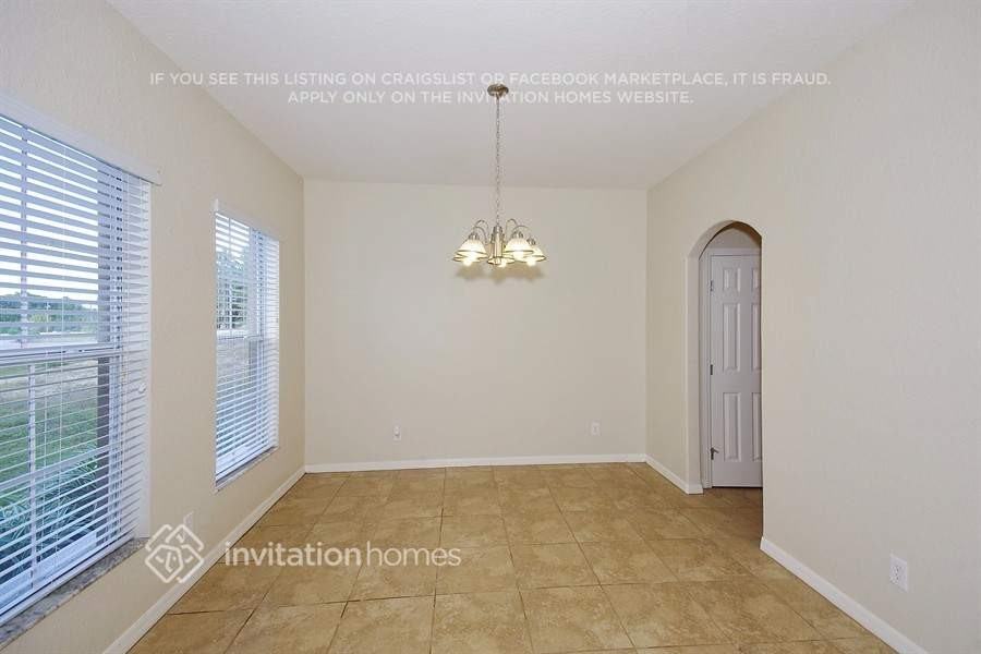 2548 Sand Hill Point Cir - Photo 2 of 16