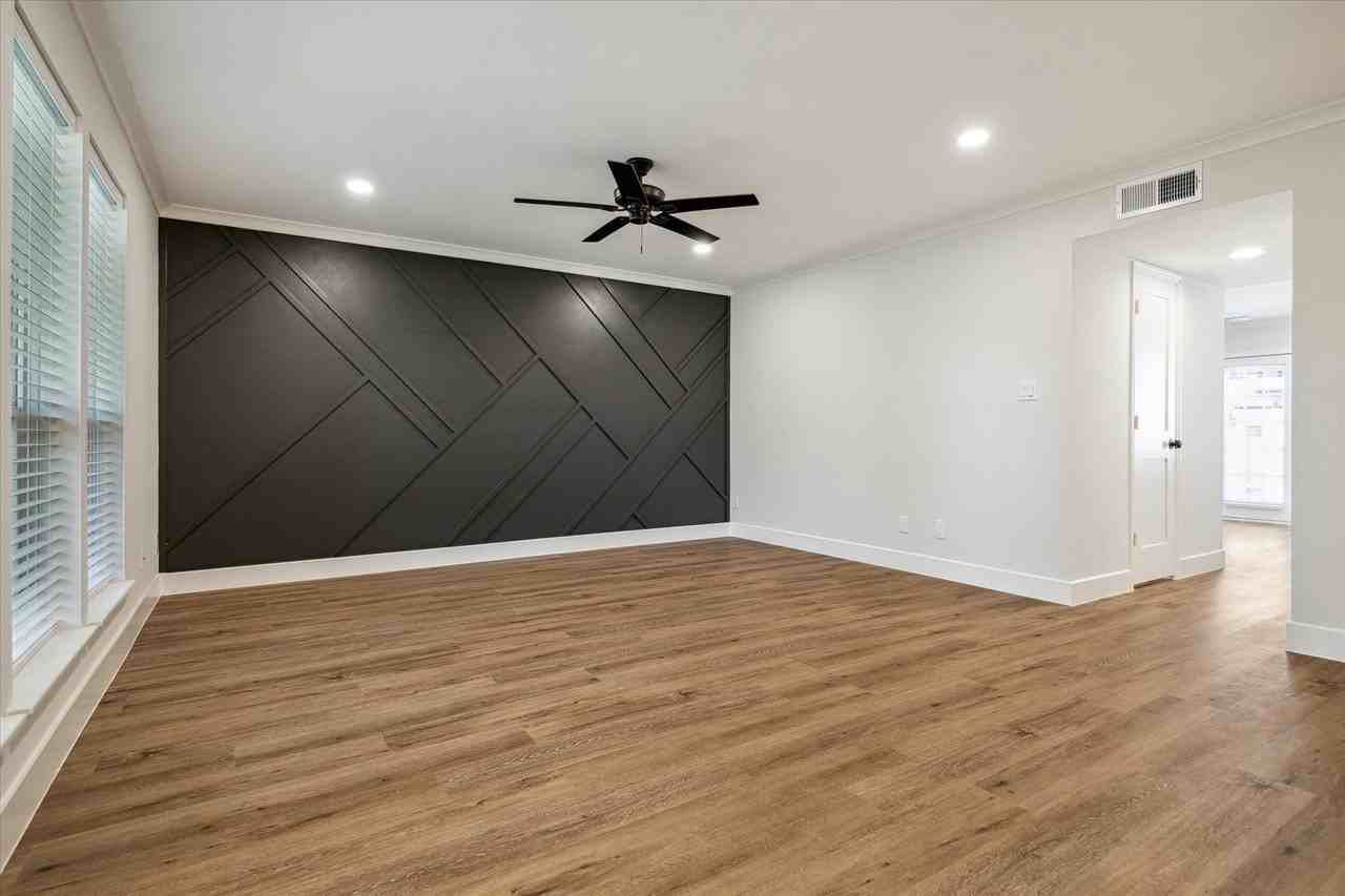 2315 Triway Ln - Photo 7 of 47