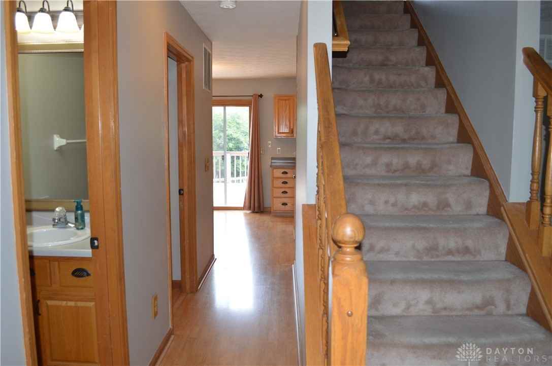 2454 Dutch Mill Dr - Photo 2 of 34