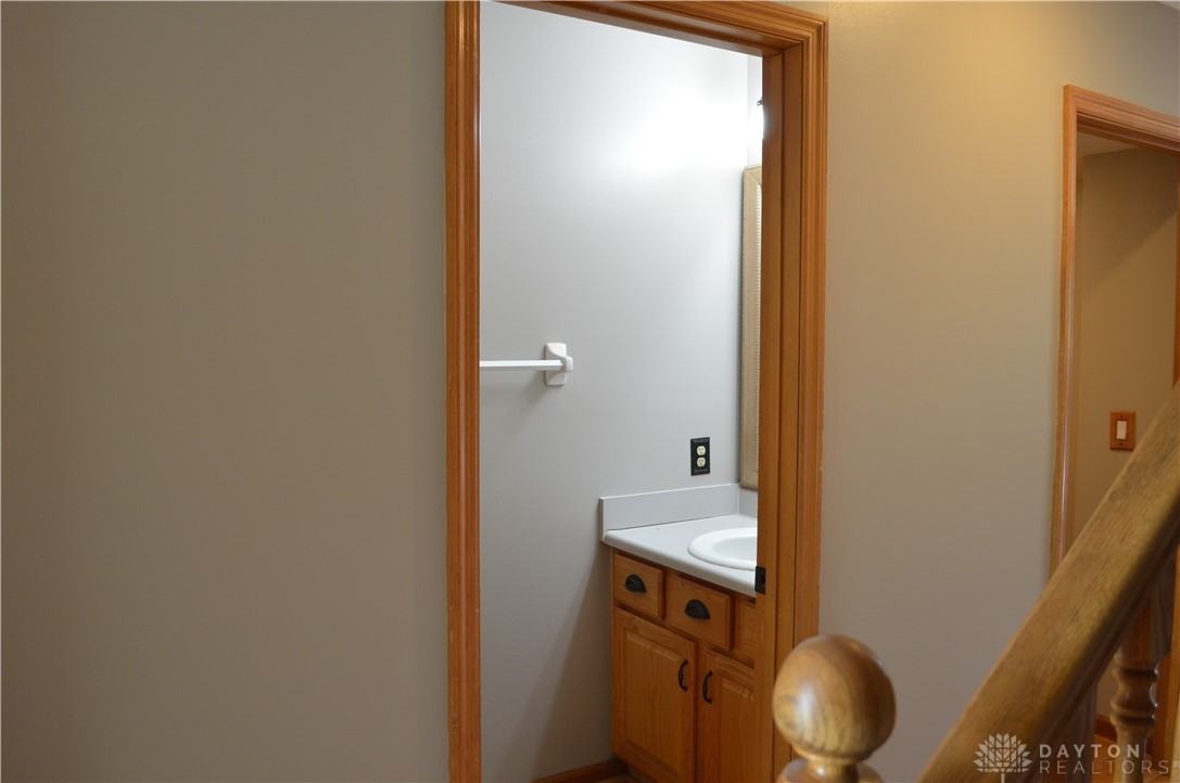 2454 Dutch Mill Dr - Photo 3 of 34