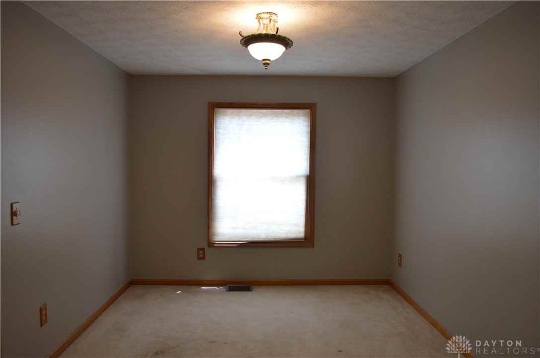 2454 Dutch Mill Dr - Photo 6 of 34