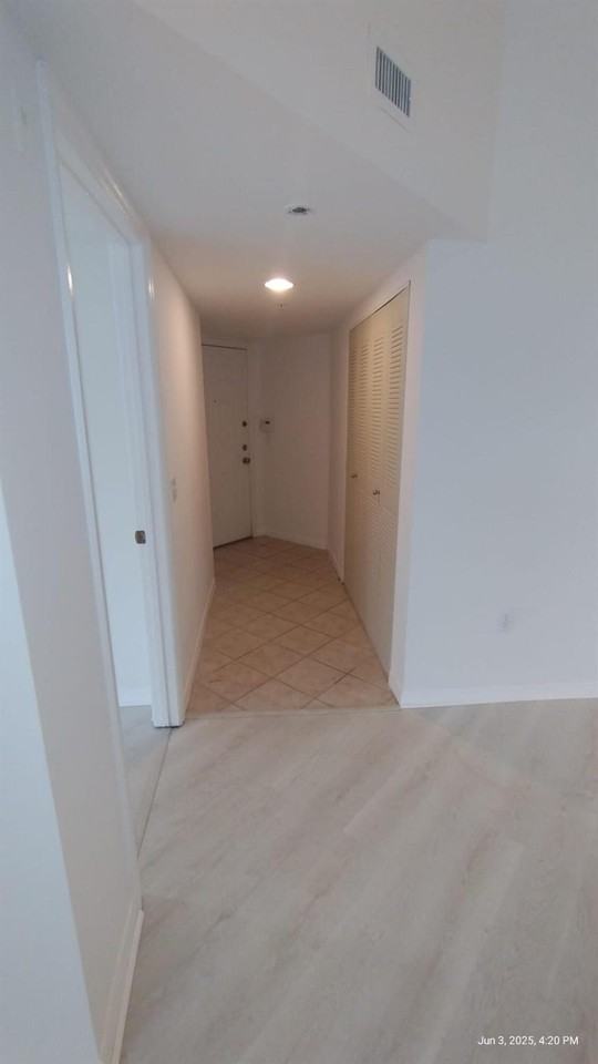 4155 N Haverhill Rd - Photo 3 of 21