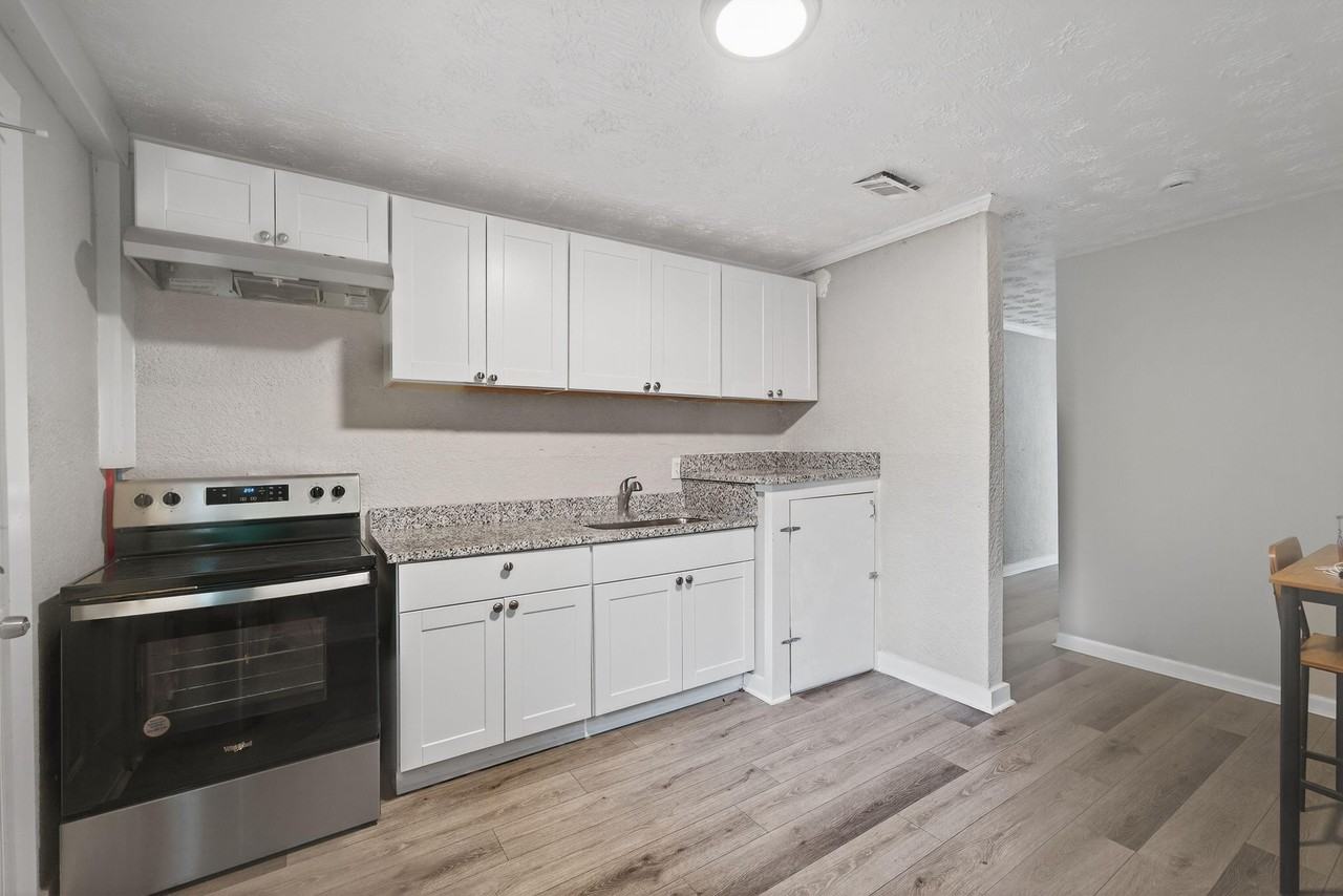 Madrid St - Photo 5 of 8