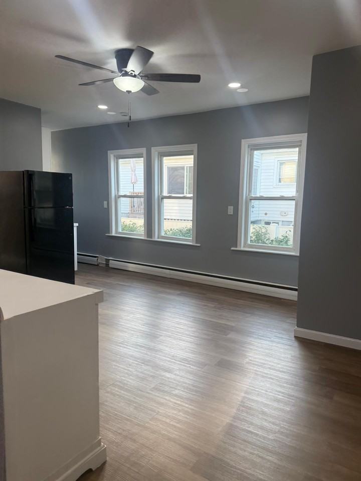 Peever Street #1 - Photo 7 of 14