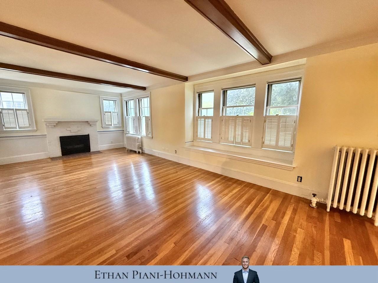 19 Stearns Rd - Photo 3 of 8