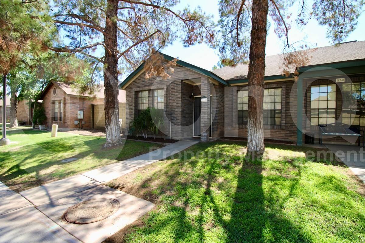 118 N Heritage Dr - Photo 2 of 10