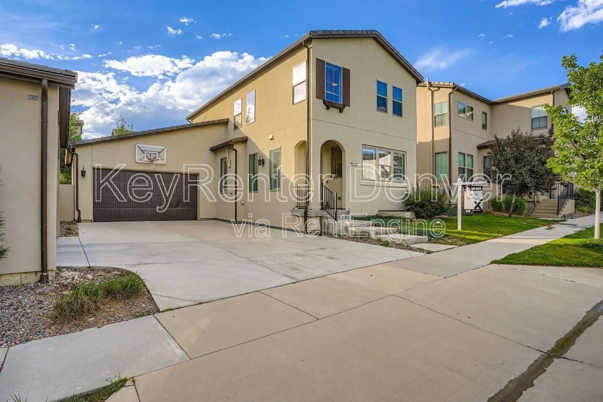 15547 W Vassar Ave - Photo 2 of 10