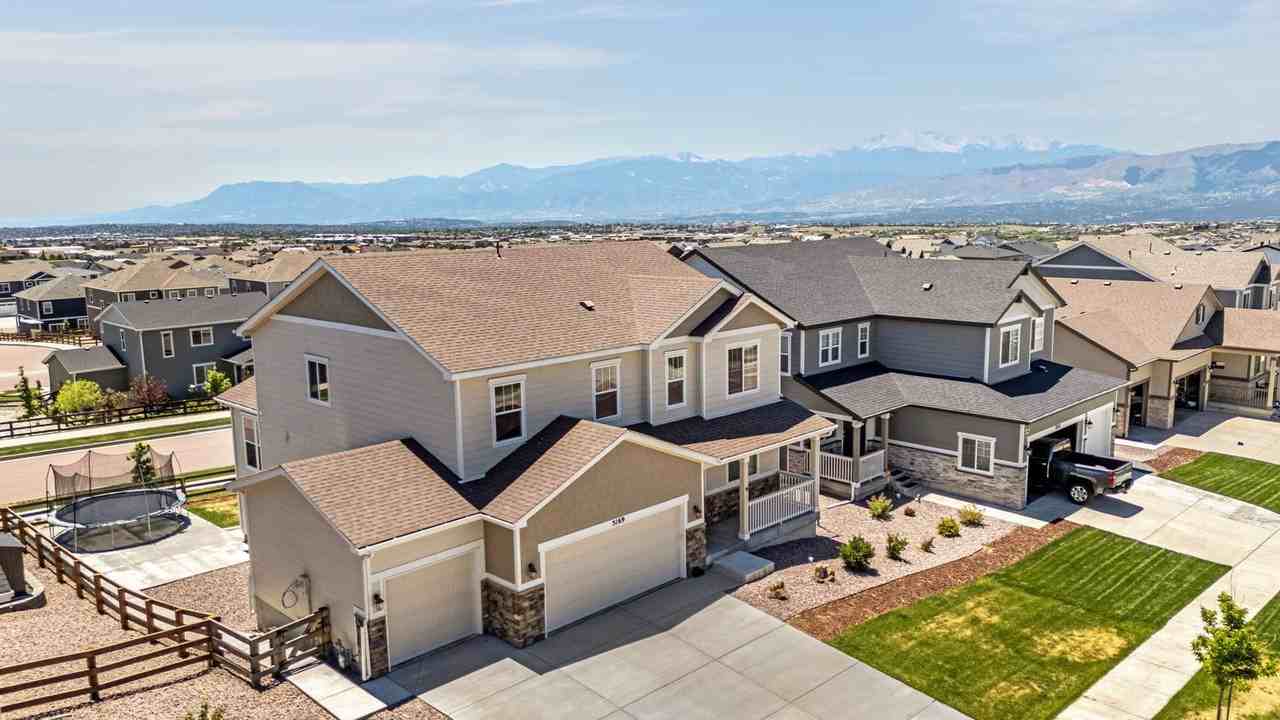 5169 Sirbal Dr - Photo 3 of 35