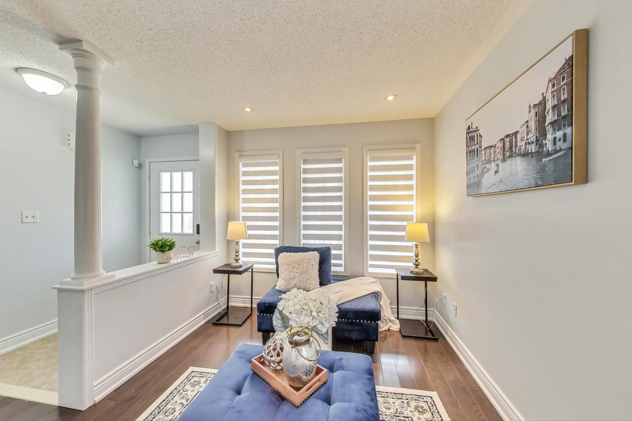 28 Marriner Cres - Photo 3 of 24