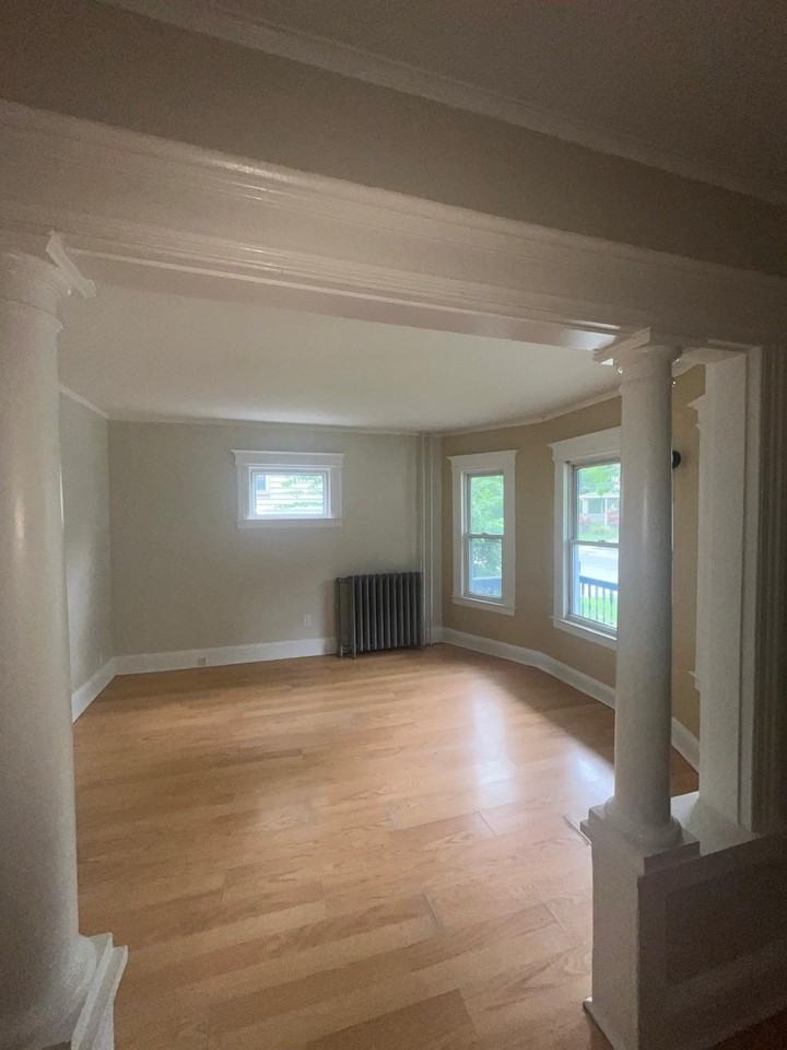 74 Cabot St #1stFL - Photo 3 of 12