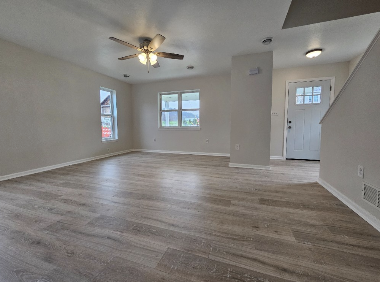 414 S 6th St #414 - Photo 3 of 4