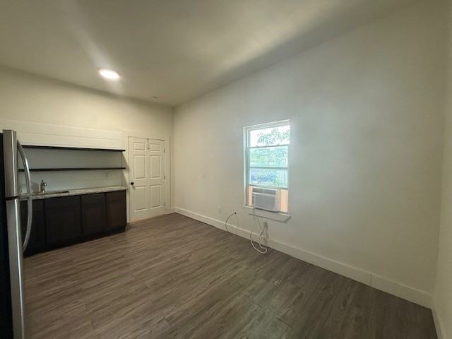 1306 E 2Nd St - Photo 3 of 7