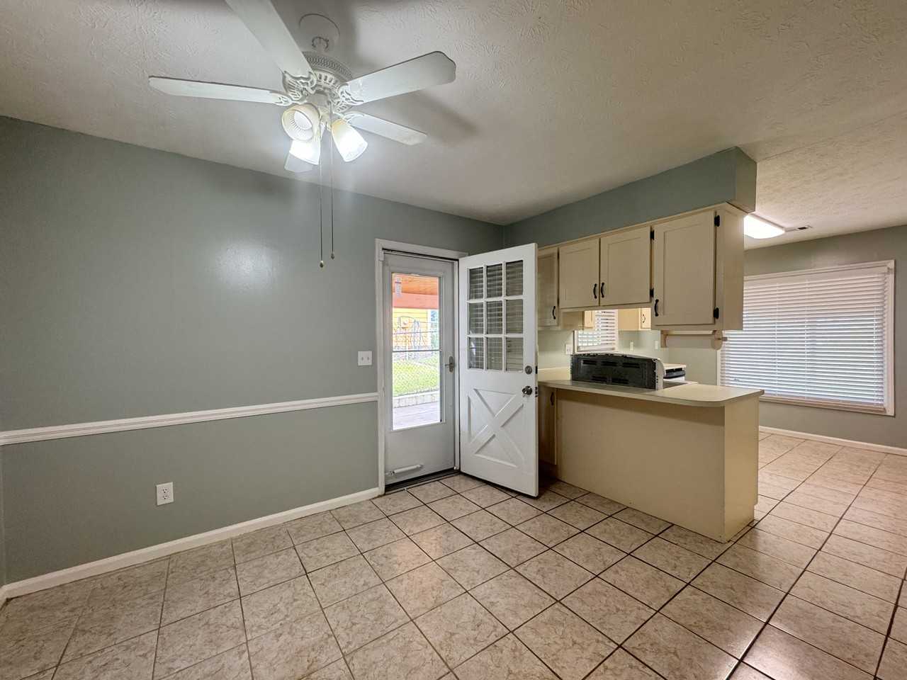5700 Germantown Rd - Photo 6 of 19