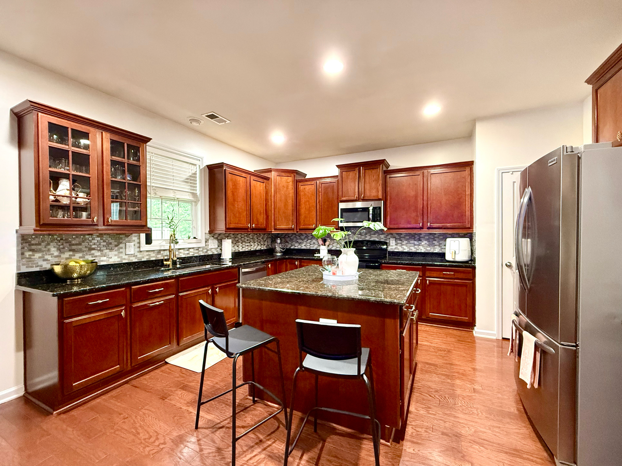126 Comiskey Park Cir - Photo 4 of 20