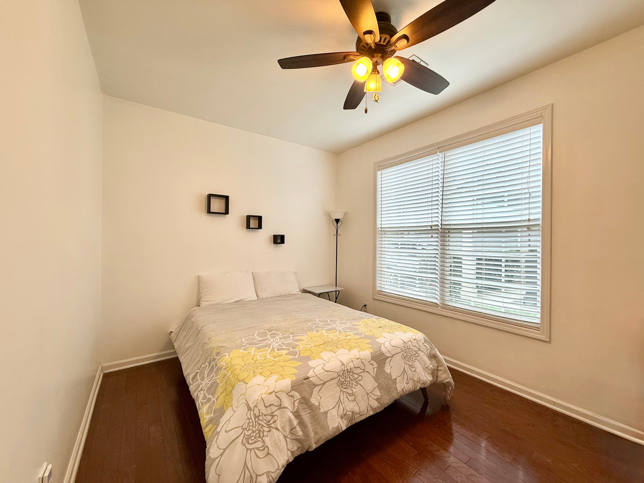 126 Comiskey Park Cir - Photo 6 of 20