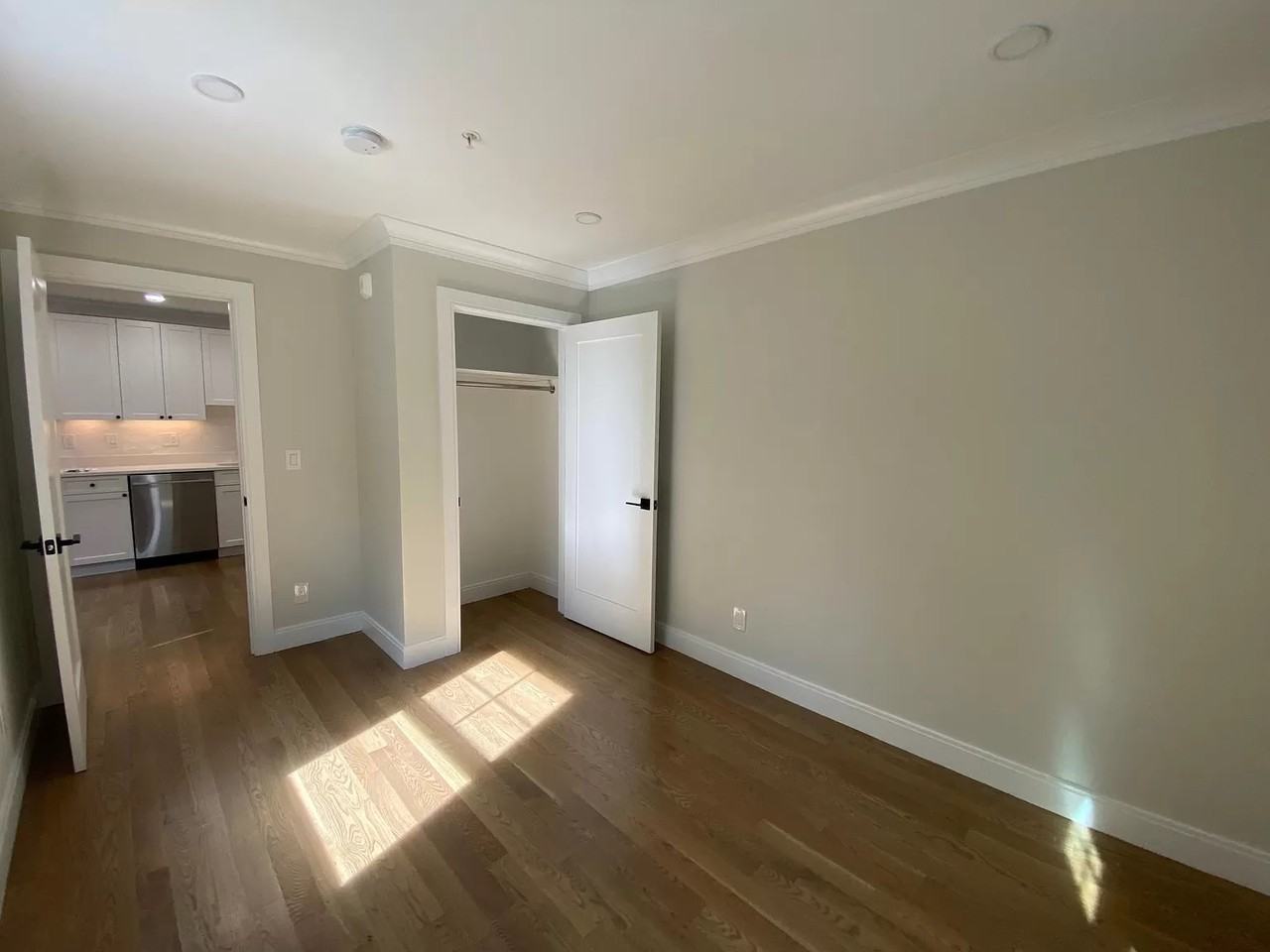 12 Lopez Ave - Photo 2 of 7