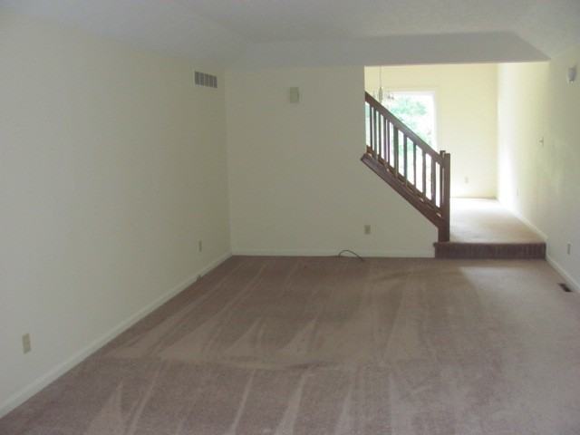 28 Nouveau Pl - Photo 4 of 11