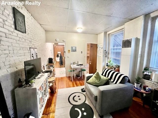 23 Sheafe St #3R - Photo 3 of 7