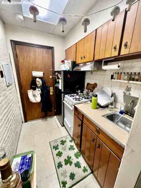 23 Sheafe St #3R - Photo 6 of 7