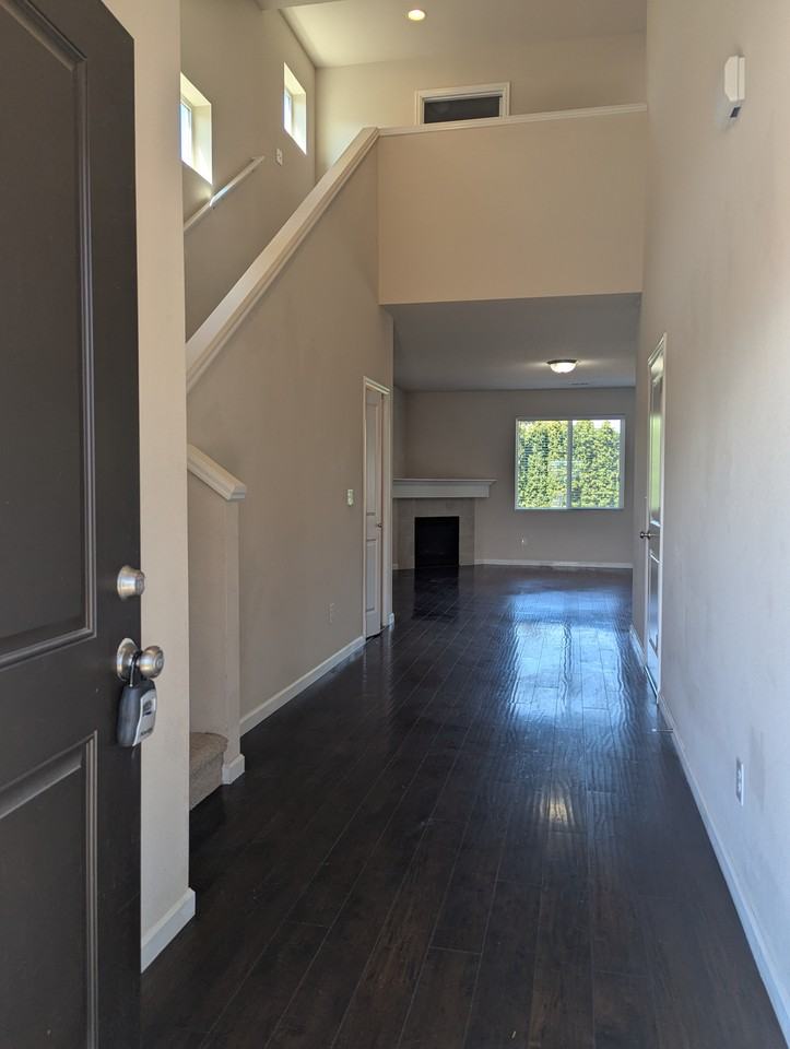 11810 Ne 128th Pl #NA - Photo 2 of 25