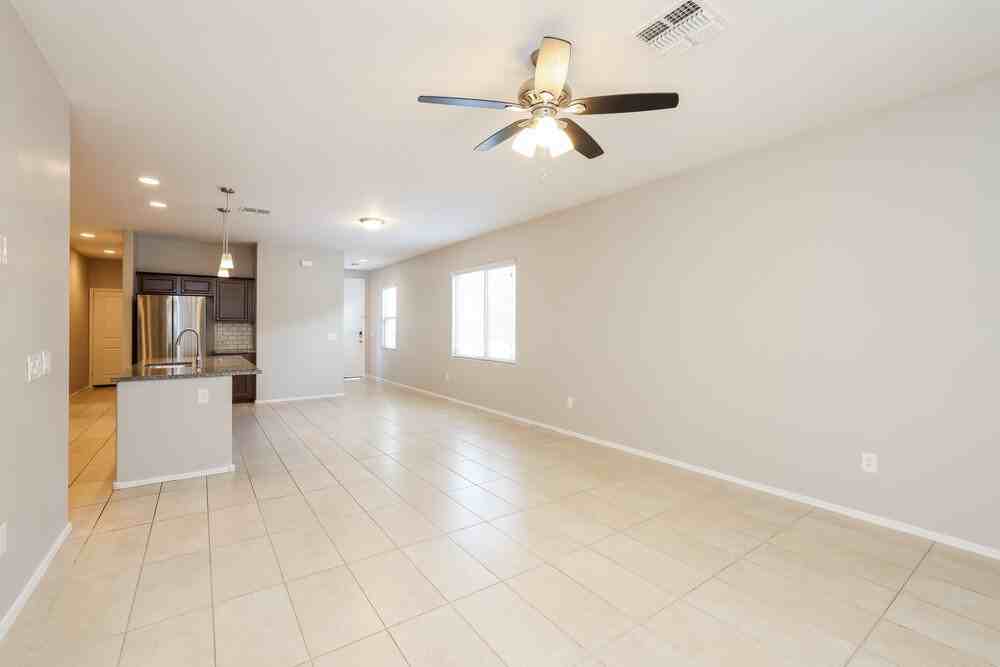 876 E Bottomlands Ln - Photo 5 of 16