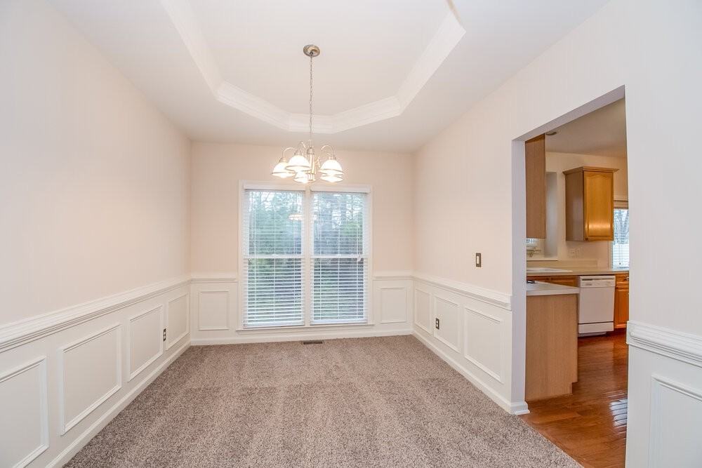 312 Viceroy Curv - Photo 4 of 16