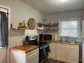 150 Central Dr - Photo 1 of 1