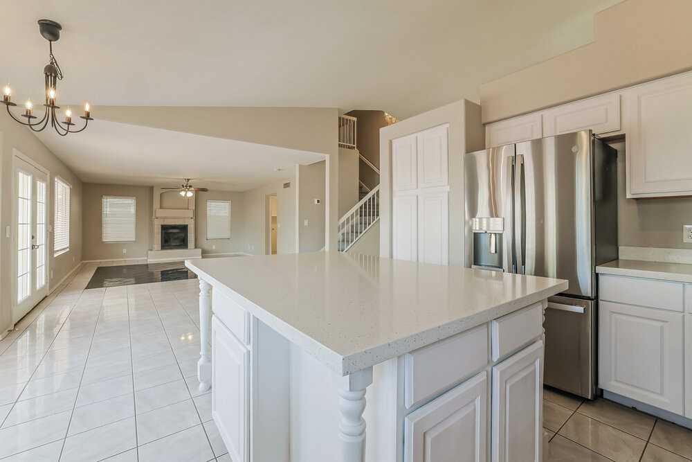 177 W Shamrock St - Photo 7 of 17