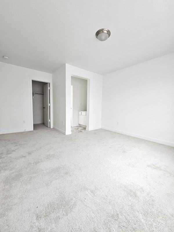 148 Fairfax St - Photo 3 of 5