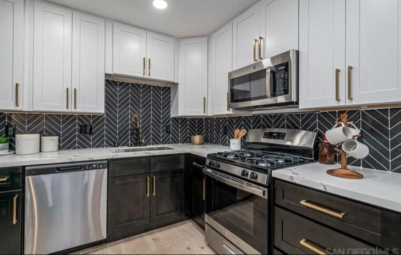 5463 San Onofre Ter - Photo 3 of 14