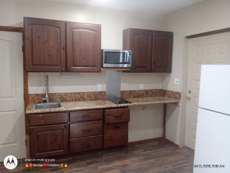 3900 S Main St - Photo 2 of 6